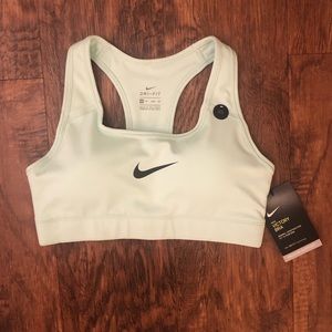 BRAND NEW Nike Victory Sports Bra (light teal)